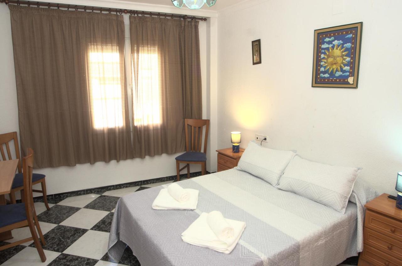 Habitacion En El Corazon Del Centro De Málaga Exterior foto